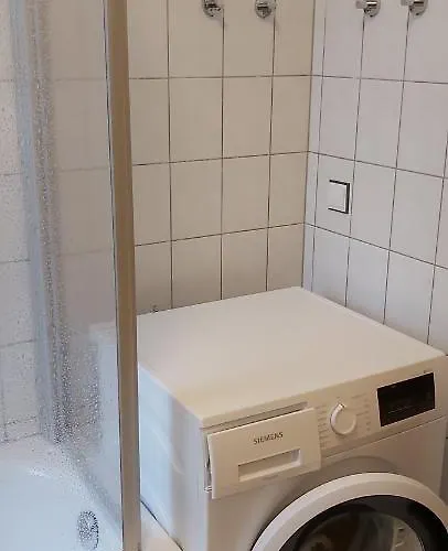 Gemuetliche Im Erdgeschoss- Jenaer Strasse * ארפורט